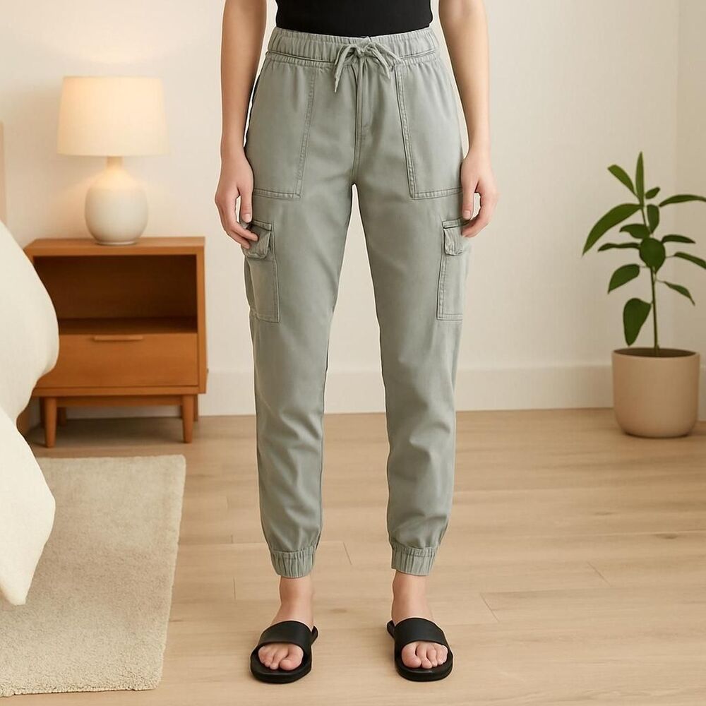 Sincerely Jules Women's Green and Khaki Trousers